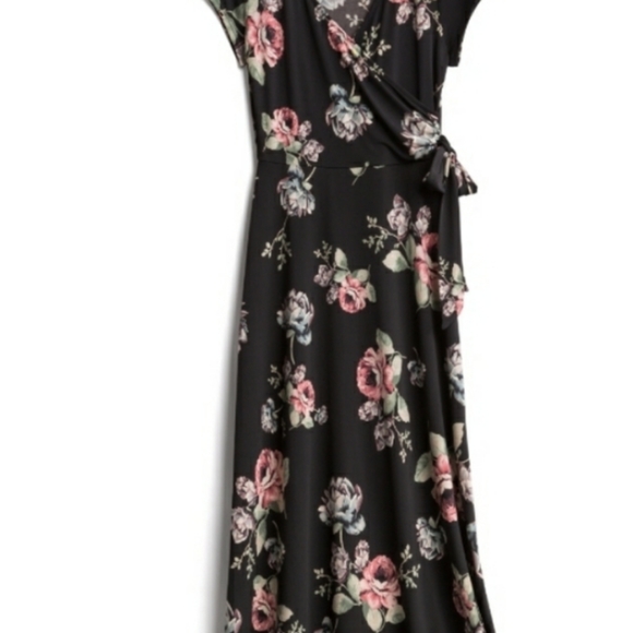 Kaileigh Stitch Fix Floral Wrap Maxi Dress - Picture 4 of 6